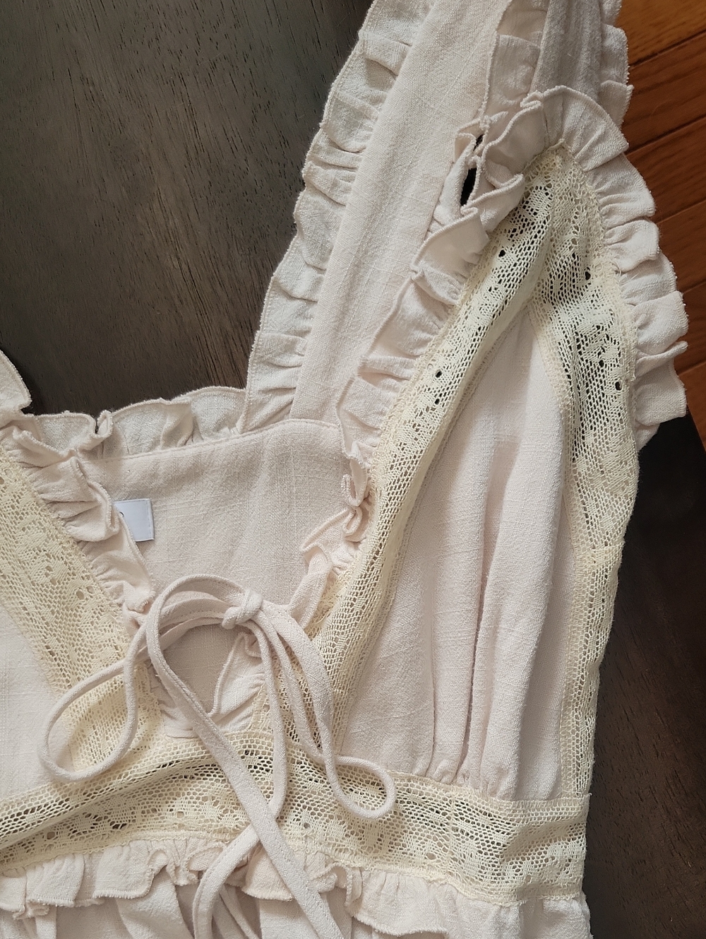 Rumored Sleeveless Lace-Trim Maxi Dress size XS - Picture 9 of 9